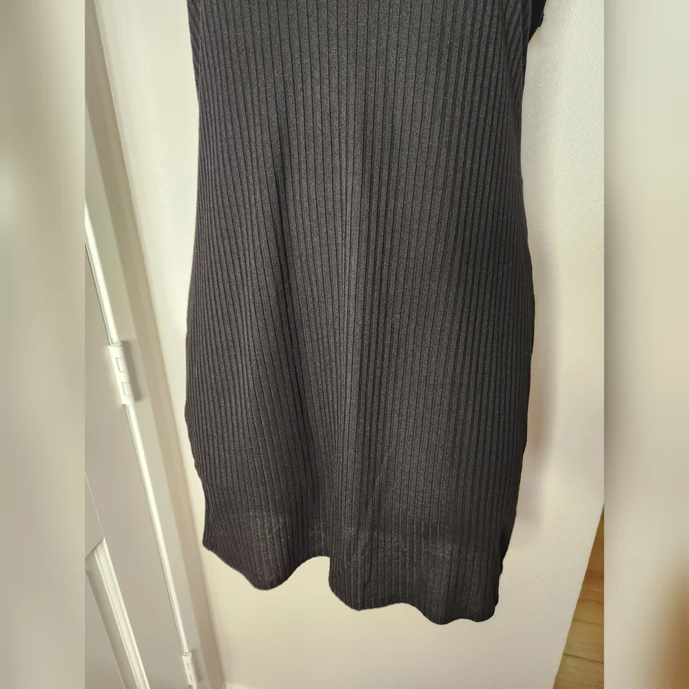 Bozzolo Black Halter Dress - Picture 4 of 5